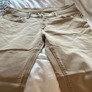 Men’s tan jeans straight leg 35x32L